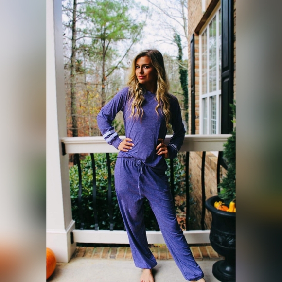 Sweat outfit top and bottom - Picture 2 of 2